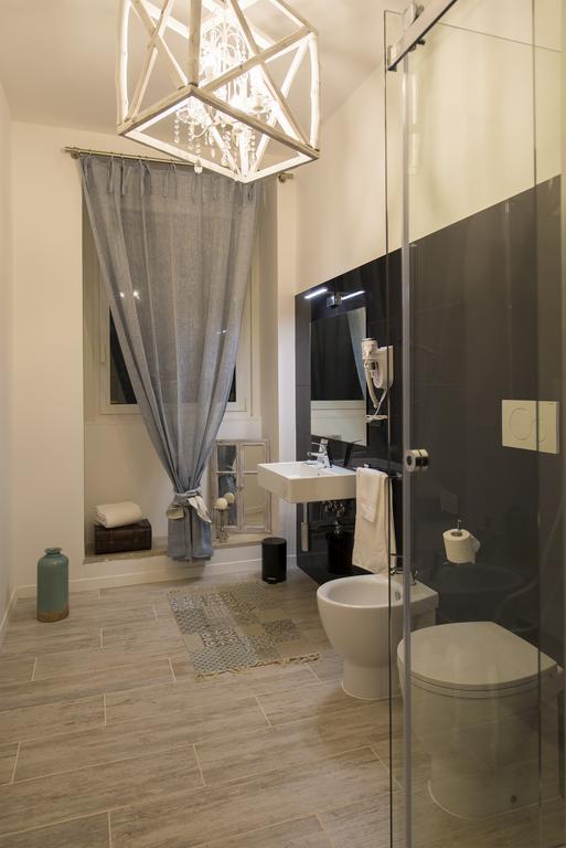So&Leo Guest House Genoa Bilik gambar